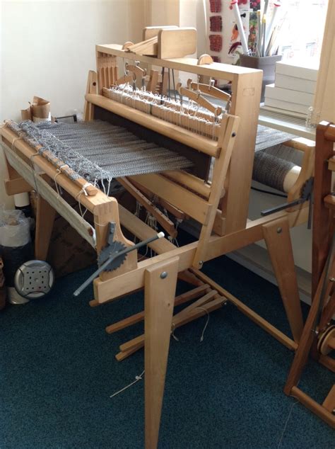 textile treasury  loom   view
