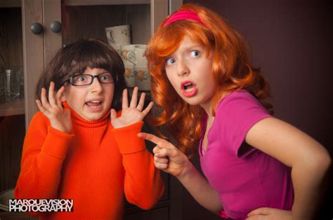 little daphne and velma cosplay