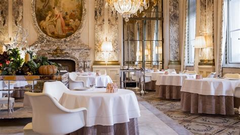 dit  een van de duurste restaurants van parijs pure luxe