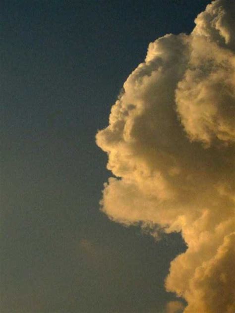 Unusually Shaped Clouds Klyker