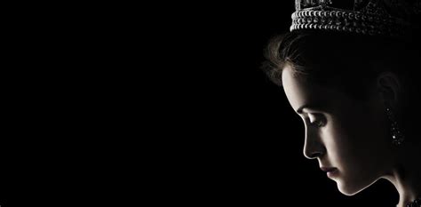 Nuevas Imágenes De Olivia Colman Como La Reina Isabel Ii