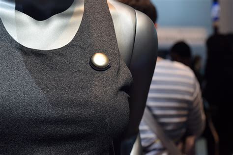 smart clothes   future  wearables digital trends