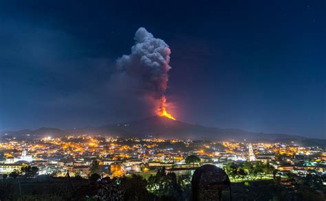 explainer mount etna puts   latest spectacular show twin cities