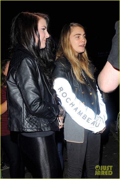 cara delevingne reveals her eyebrow secret i make sure they re there photo 3204729 cara
