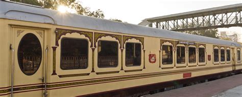 palace  wheels luxury train tours information  booking