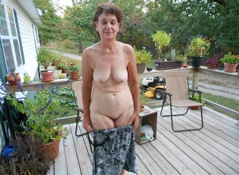 granny pics slut photo grannies big tits wife no game bingo