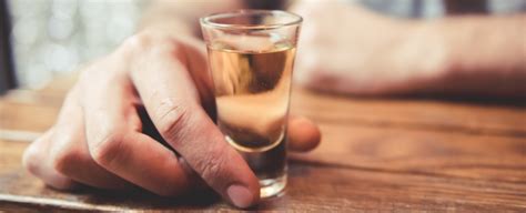 trink studie jeder  mann kann ohne alkohol nicht leben