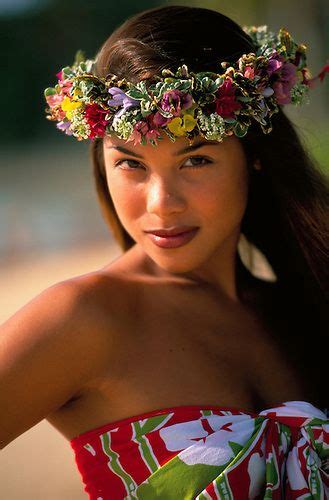 hawaiian woman polynesian girls hawaiian girls