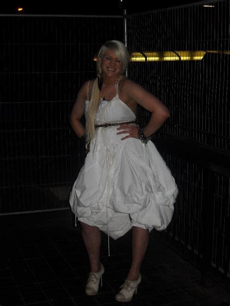 claire blonde bimbo 24 from leicester is a local milf