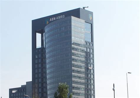abn amro reports  rise    net profit