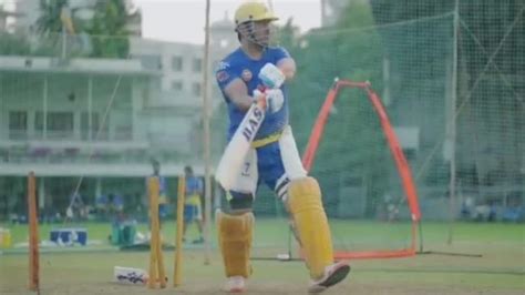 ms dhoni unleashes  helicopter shot  nets  csk gear   ipl  final  kkr