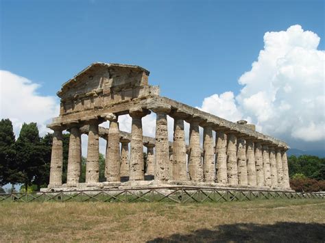 famous historic greek architecture designs   parthenon