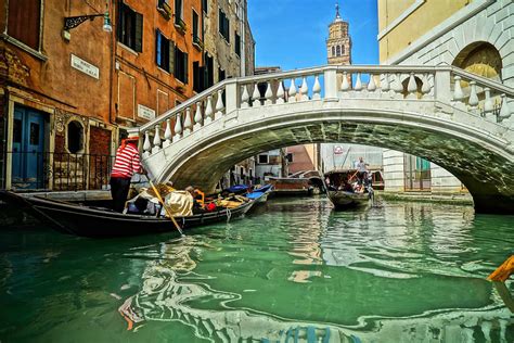 venice travel guide   visit venice italy   budget
