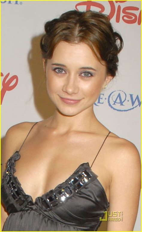 picture of olesya rulin