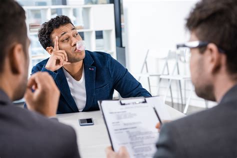 interview  body language mistakes   cost   job