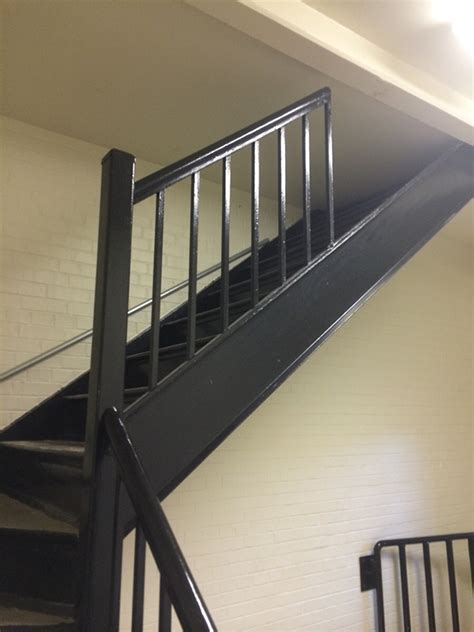 20 Hilarious Staircase Building Fails