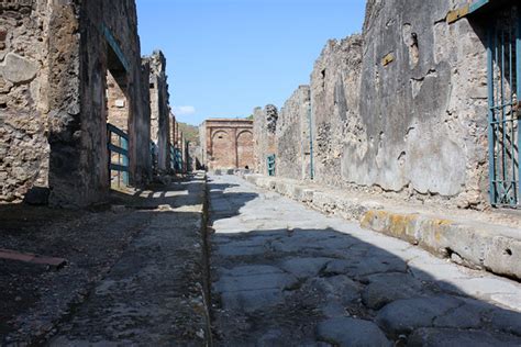castellum aquae pompeii view  north   ca flickr