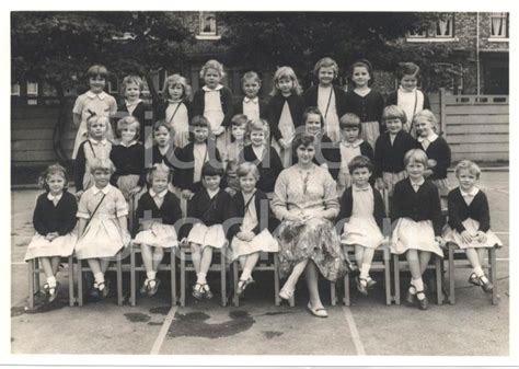 Kindergarten Class Queen Victoria High School Picture