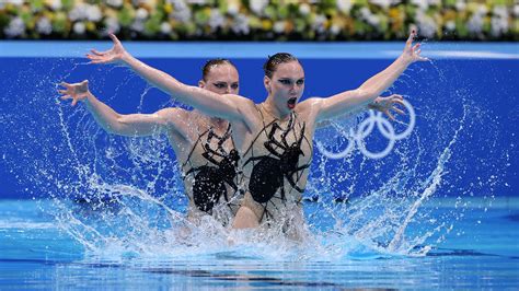 romashina breaks record wins 6th artistic swimming gold nbc olympics