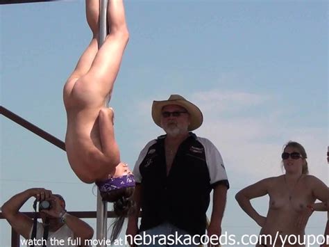 naked amateur pole dancing finalist at iowa biker rally free porn videos youporn