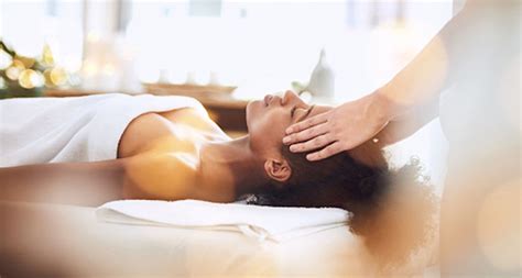 Aromatherapy Massage Benefits Aquarius Wellness