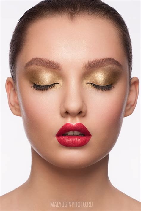 13 Charming Golden Eye Makeup Looks For 2017 Pretty Designs