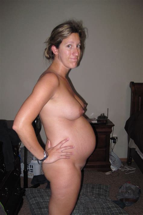 pregnant amateur shaved nude totally shaved wife kelly giving blowjob tgp gallery 329983
