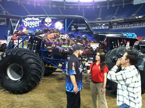 son uva digger monster trucks pinterest monster trucks monsters