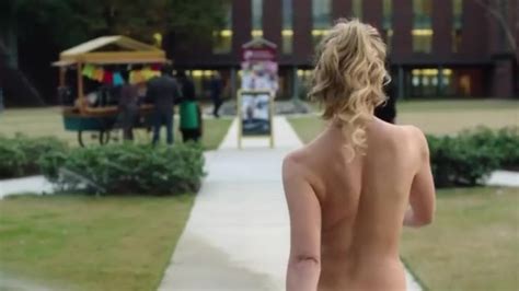 enf woman goes streaking on a college campus happy death