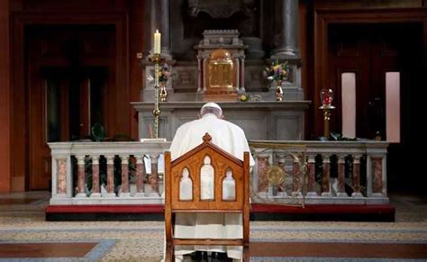 pope francis begs for god s forgiveness for church