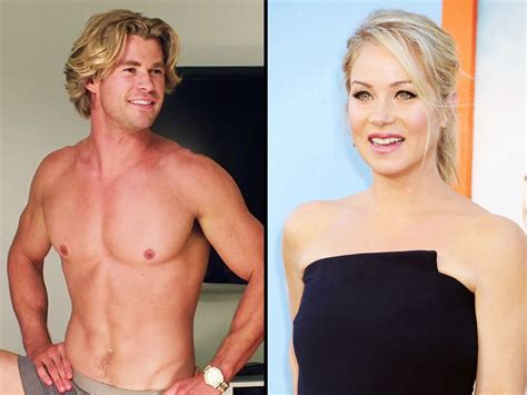 Christina Applegate Admits To Being In Awe Of Chris Hemsworth S Abs