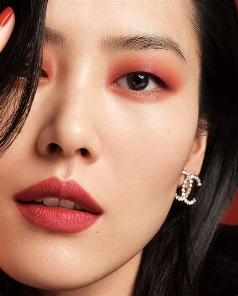 chanel colours  chanel makeup campaign