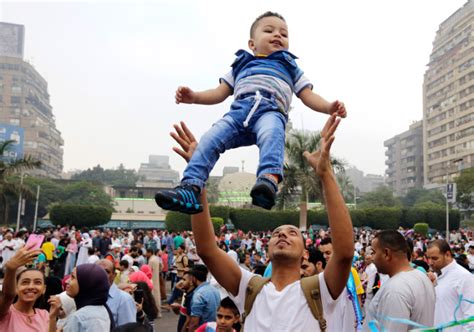 eid al fitr 2015 muslims celebrate end of ramadan around world in pictures telegraph