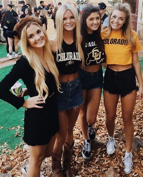 Pin By Carrie On Fashion Faves Gameday Outfit College Outfits