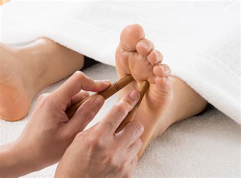 Foot Reflex Massage Kiev Wellness International
