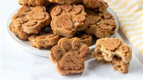 easy applesauce dog treats recipe spoiled hounds