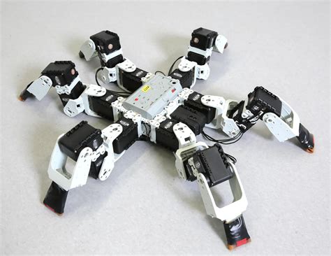 researchers build nightmare spider robot  faster   real bug bgr