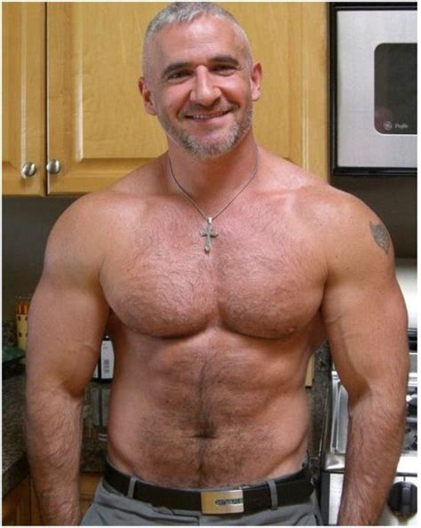 gay muscle love more hairy daddies