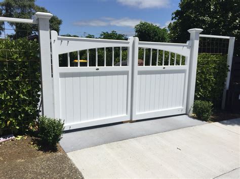 bungalow gate images  latest trend  home design   homepedian