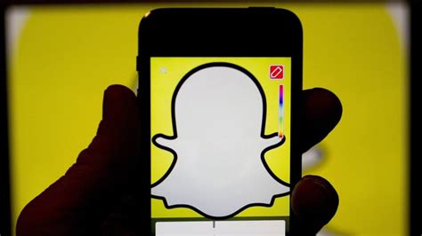 snapchat owner cuts ipo valuation from 25bn to 18 5bn financial times