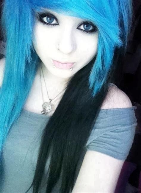 blue and black dyed scene hair pretty want hair like