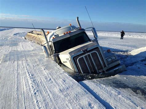 pin  extreme frontiers  ice road truckers fuel truck trucks big trucks