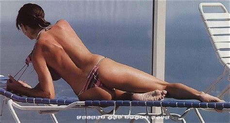 busty pamela david topless and bikini photos free celebrity movie archive