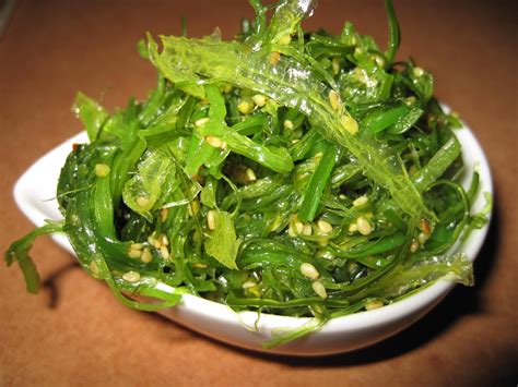 kind  seaweed     japanese style seaweed salad