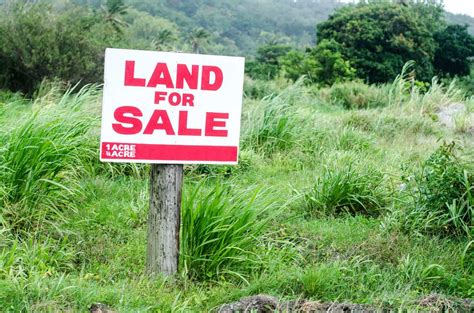 buy land  chosing  builder    reasons