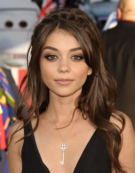 sarah hyland s beauty evolution is mind blowing stylecaster