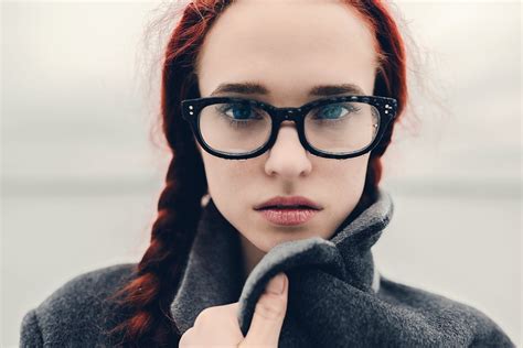 обои 2000x1335 Px модель портрет Зима женщины Женщины в очках