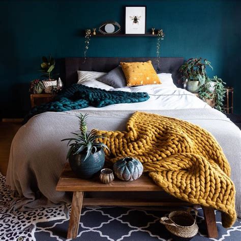 jan skacelik  instagram beautiful  moody bedroom  ateverydeco  love  mustard color