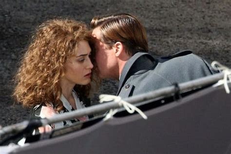 Brad Pitt Cheated With Marion Cotillard Says Angelina