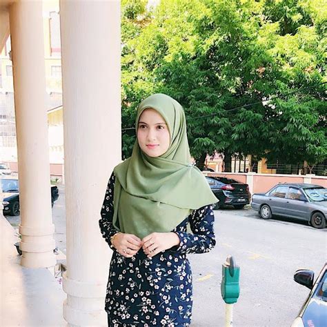 Malay Beautiful Hijaber Asyiqin Khairi Cute Pemuja Wanita In 2021